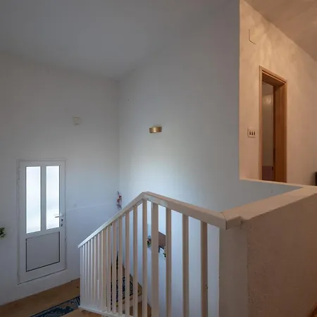 Il Mare - House